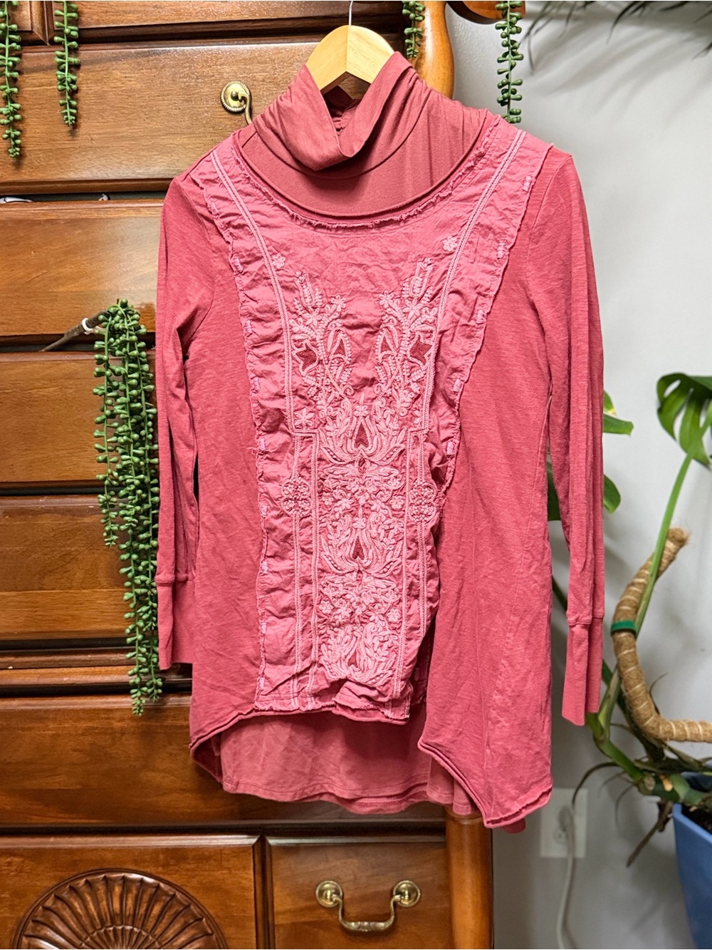 Soft Surroundings Mauve 2 Piece Bundle, Embroidered Top and Layering Turtleneck